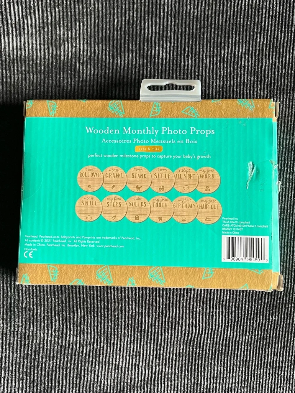 NIB Kate & Milo Wooden Monthly Photo Props